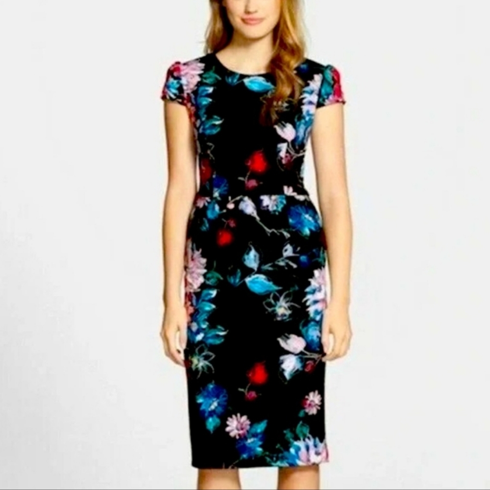 🦋Betsy Johnson Floral Midi dress
